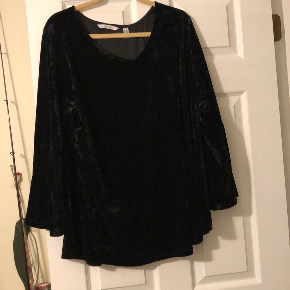 Isaac Mizrahi 2X velvet bell sleeve tunic